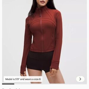 Define Cropped Jacket
Nulu sold out size color rockwood